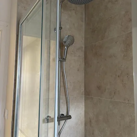 Cosy T2 Plein Centre, Thermes Et Parcs